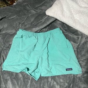 Patagonia Netplus Shells Baggies Shorts in straight blue size L